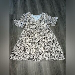 Beeson River - Beige Animal Print Dress
